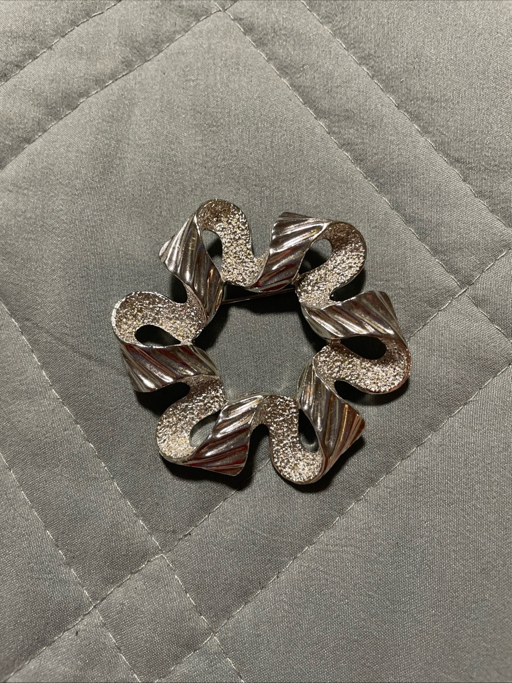 Sarah Coventry Silver-Tone Ripple Circle Brooch